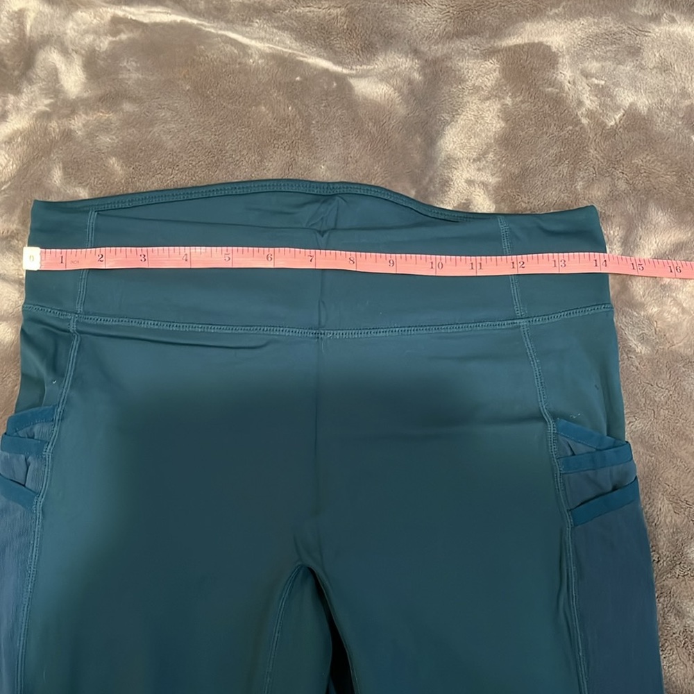 Fabletics leggings - Picture 4 of 8